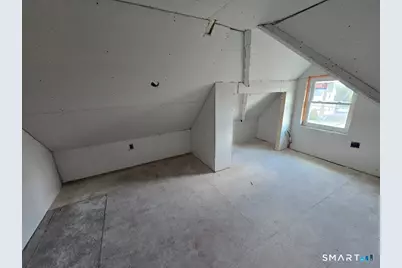 429 Burnside Avenue, East Hartford, CT 06108 - Photo 25