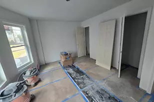 429 Burnside Ave, East Hartford, CT 06108 - Photo 13