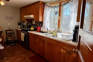 52 S 1st St, Meriden, CT 06451 - Photo 7