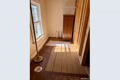 52 South 1st Street, Meriden, CT 06451 - Photo 17