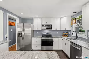 113 Warner St, Groton, CT 06340 - Photo 5