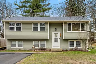 113 Warner St, Groton, CT 06340 - Photo 1