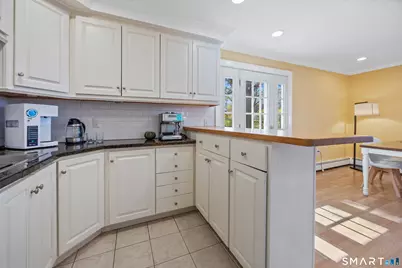 245 Sunnyridge Avenue #1, Fairfield, CT 06824 - Photo 7