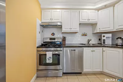245 Sunnyridge Avenue #1, Fairfield, CT 06824 - Photo 9