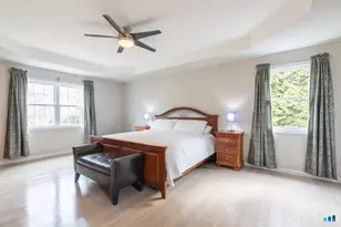 16 Shadowood Ln, Trumbull, CT 06611 - Photo 17