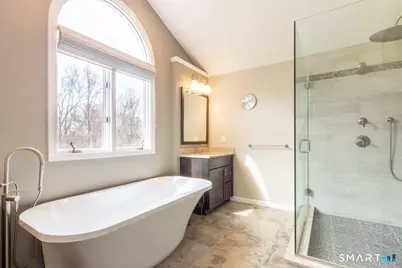 16 Shadowood Lane, Trumbull, CT 06611 - Photo 21