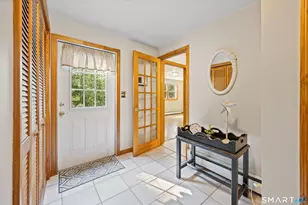 7 Stephens Ct, Clinton, CT 06413 - Photo 3