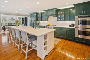 35 Danvers Ln, New Canaan, CT 06840 - Photo 13