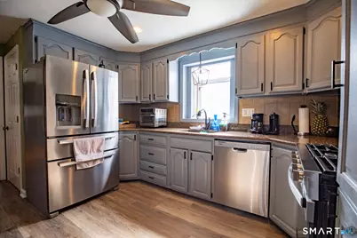 33 Spruce Drive, East Hartford, CT 06118 - Photo 7