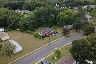 33 Spruce Dr, East Hartford, CT 06118 - Photo 33