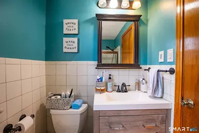 33 Spruce Drive, East Hartford, CT 06118 - Photo 17