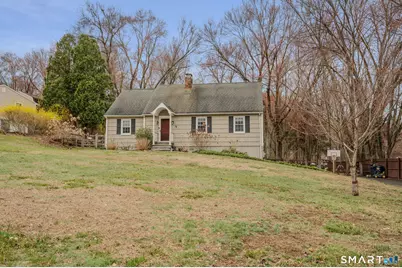 32 Greenbriar Lane, Newtown, CT 06470 - Photo 1