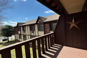 364 Foxwood Ln, Milford, CT 06461 - Photo 19