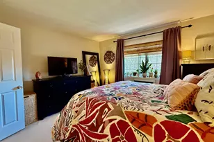 364 Foxwood Ln, Milford, CT 06461 - Photo 15