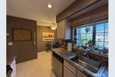 364 Foxwood Lane #364, Milford, CT 06461 - Photo 11