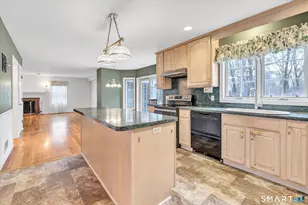 28 Osprey Dr, Seymour, CT 06483 - Photo 15