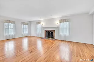 28 Osprey Dr, Seymour, CT 06483 - Photo 9