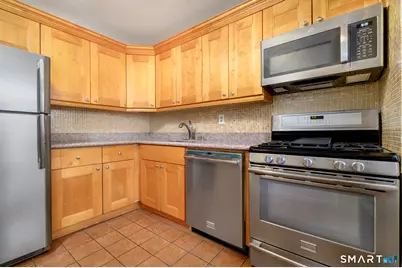 91 Strawberry Hill Avenue #1133, Stamford, CT 06902 - Photo 9