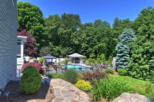 60 Milford Chase, Milford, CT 06461 - Photo 3