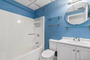 196 Crown St, New Haven, CT 06511 - Photo 21