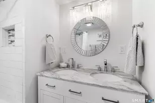 8 Bartlett Manor, Norwalk, CT 06850 - Photo 7