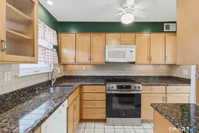 52 Hallmark Hill Drive #52, Wallingford, CT 06492 - Photo 7