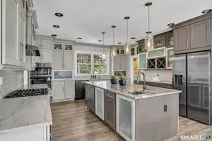 625 State St, Guilford, CT 06437 - Photo 7