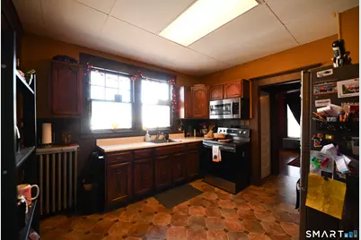 23 Maplewood Terrace, Hamden, CT 06514 - Photo 13