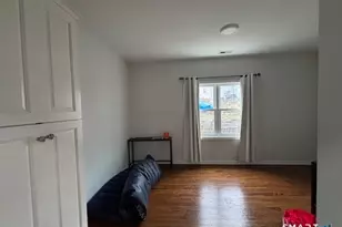 203 Benham Ave, Bridgeport, CT 06605 - Photo 11