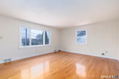 481 Bunker Hill Avenue, Waterbury, CT 06708 - Photo 3