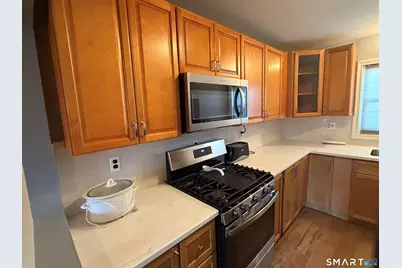 11 Camelot Drive #2, Bloomfield, CT 06002 - Photo 3