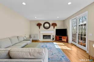 19 Bonny Rd, Brookfield, CT 06804 - Photo 9