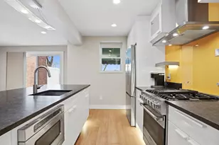 2 Putnam Hill, Greenwich, CT 06830 - Photo 5