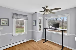 10 Castle Meadow Dr, Stonington, CT 06379 - Photo 7