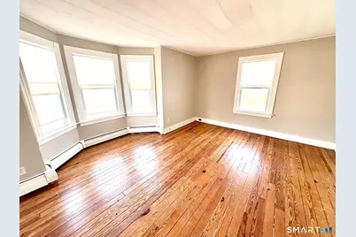 25 Westfield Avenue, Bridgeport, CT 06606 - Photo 11