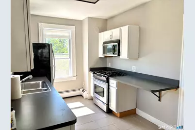 25 Westfield Avenue, Bridgeport, CT 06606 - Photo 5