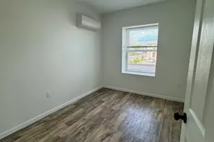 61 Colony St, Meriden, CT 06451 - Photo 5