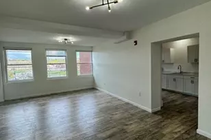 61 Colony St, Meriden, CT 06451 - Photo 3