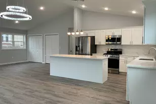 195 Center St, West Haven, CT 06516 - Photo 3