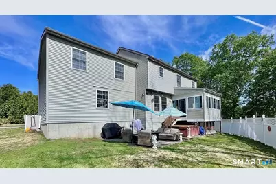 25 Stephen Street, Derby, CT 06418 - Photo 29