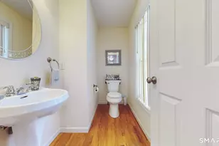 25 Stephen St, Derby, CT 06418 - Photo 11