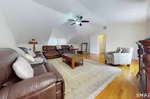 25 Stephen St, Derby, CT 06418 - Photo 21