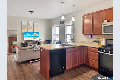 18 Columbia Street, Ansonia, CT 06401 - Photo 3