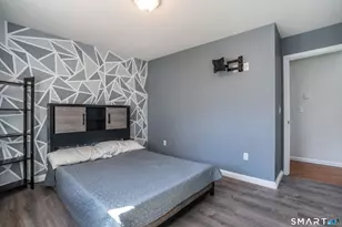 35 Fairlawn St, Farmington, CT 06032 - Photo 19