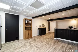 35 Fairlawn St, Farmington, CT 06032 - Photo 25