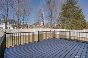 35 Fairlawn St, Farmington, CT 06032 - Photo 31