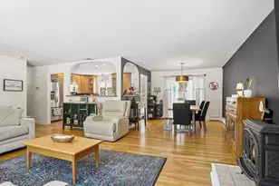 16 Deepdene Rd, Trumbull, CT 06611 - Photo 5