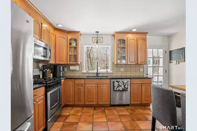 16 Deepdene Road, Trumbull, CT 06611 - Photo 9