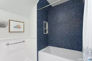 2 Roland Dr, Darien, CT 06820 - Photo 27