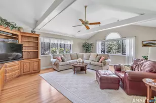 100 Hiram Hill Rd, Monroe, CT 06468 - Photo 15